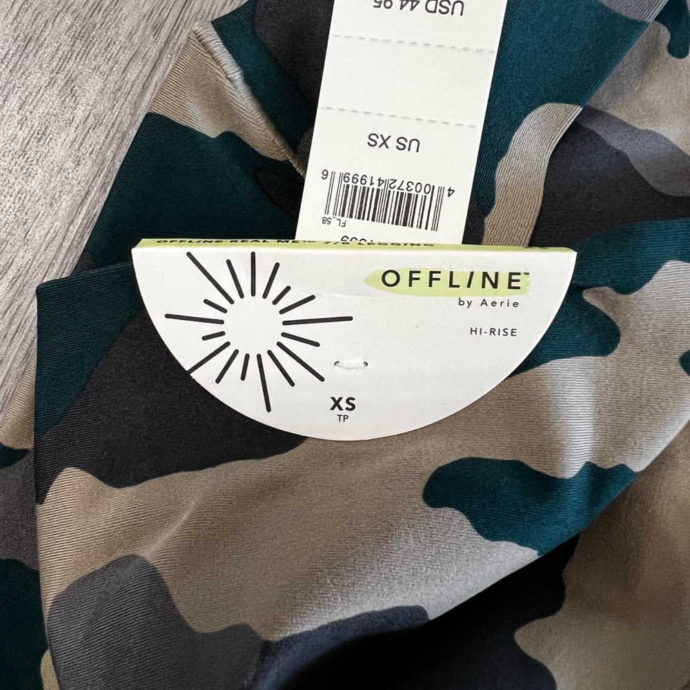 Offline by Aerie Camo Print Leggings Size XS - Picture 3 of 5